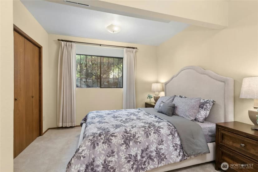 Property photo for 12426 Se 30th Street #a-2, Bellevue photo 17