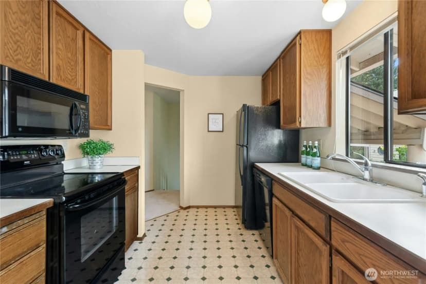 Property photo for 12426 Se 30th Street #a-2, Bellevue photo 11