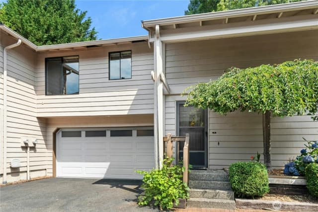Property photo for 12426 Se 30th Street #a-2, Bellevue