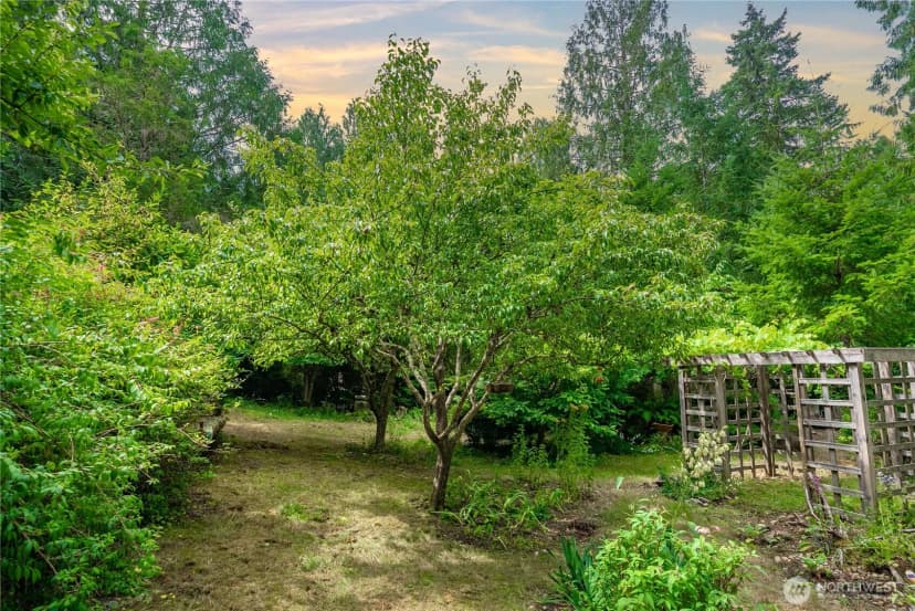 Property photo for 310 E Olde Lyme Rd, Shelton photo 35