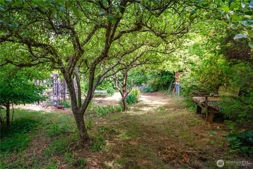 Property photo for 310 E Olde Lyme Rd, Shelton photo 34