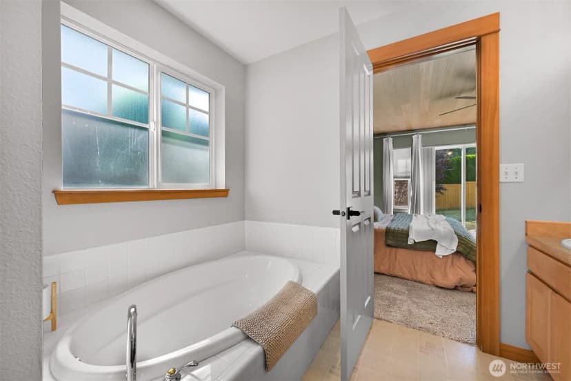 Property photo for 2175 Willow Street, Lynden photo 18