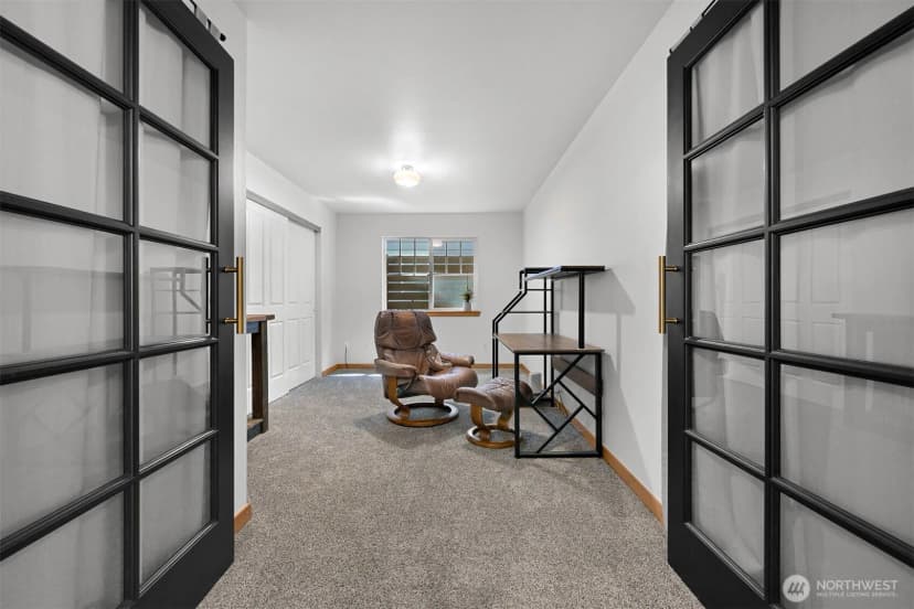 Property photo for 2175 Willow Street, Lynden photo 24