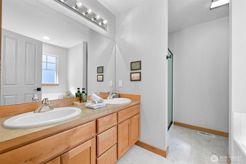 Property photo for 2175 Willow Street, Lynden photo 19