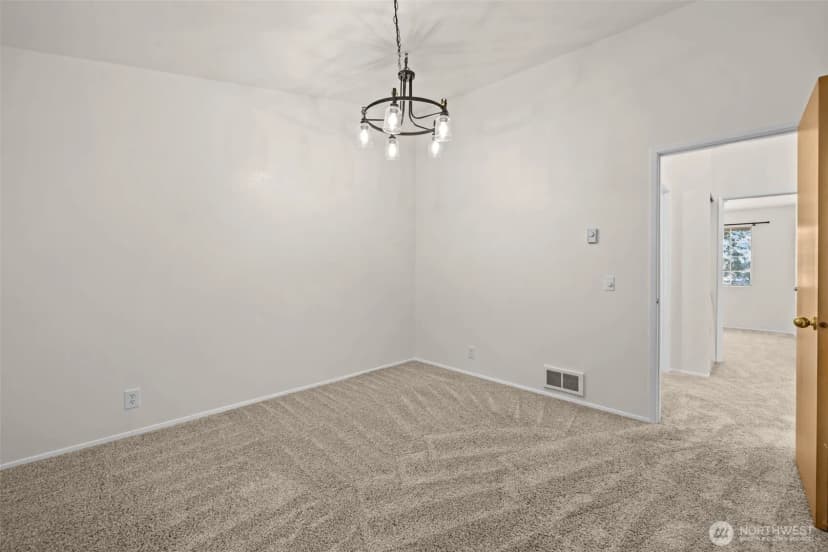 Property photo for 8512 242nd Street Sw #3, Edmonds photo 18