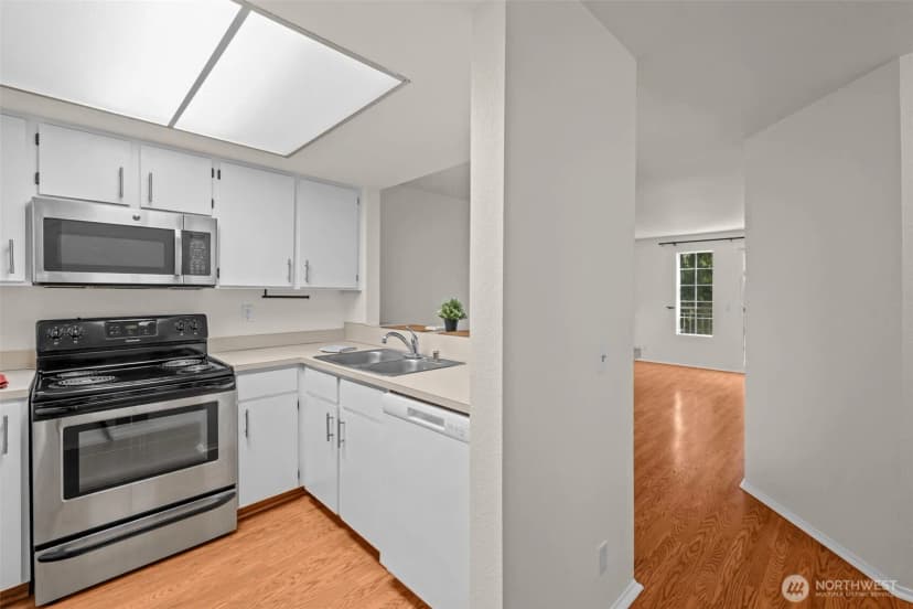 Property photo for 8512 242nd Street Sw #3, Edmonds photo 5