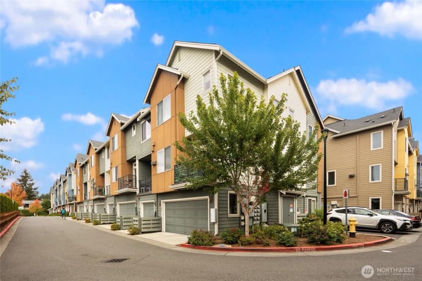 Property photo for 1412 157th Place Ne, Bellevue photo 35