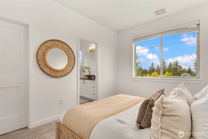 Property photo for 1412 157th Place Ne, Bellevue photo 21