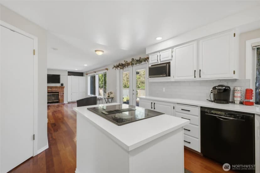Property photo for 1228 Sw 330th Place, Federal Way photo 16