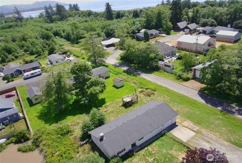 Property photo for 7207 Captain Robert Gray Drive, Ilwaco photo 28