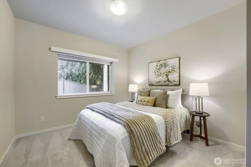 Property photo for 13521 Ne 128th Place, Kirkland photo 12