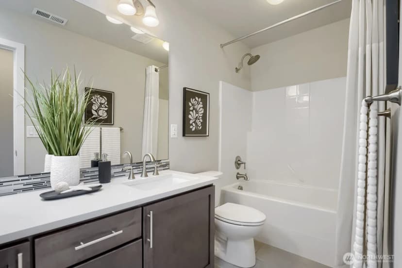 Property photo for 13521 Ne 128th Place, Kirkland photo 16