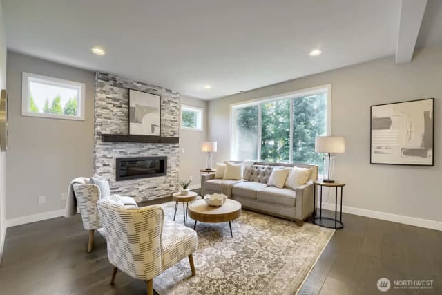 Property photo for 13521 Ne 128th Place, Kirkland photo 5