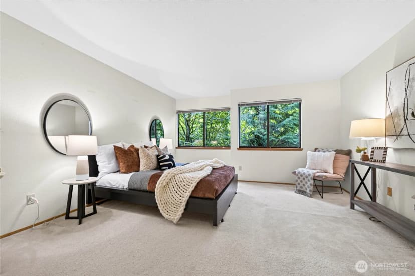 Property photo for 1266 Bellevue Way Ne #2, Bellevue photo 14