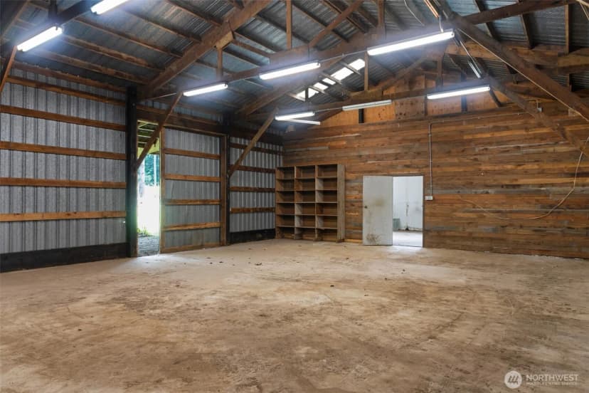 Property photo for 3832 Ne Cavitt Road, Camas photo 11