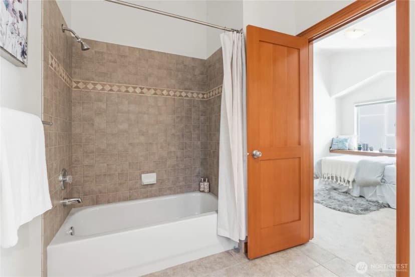 Property photo for 821 Nw 53rd Street #a, Seattle photo 17