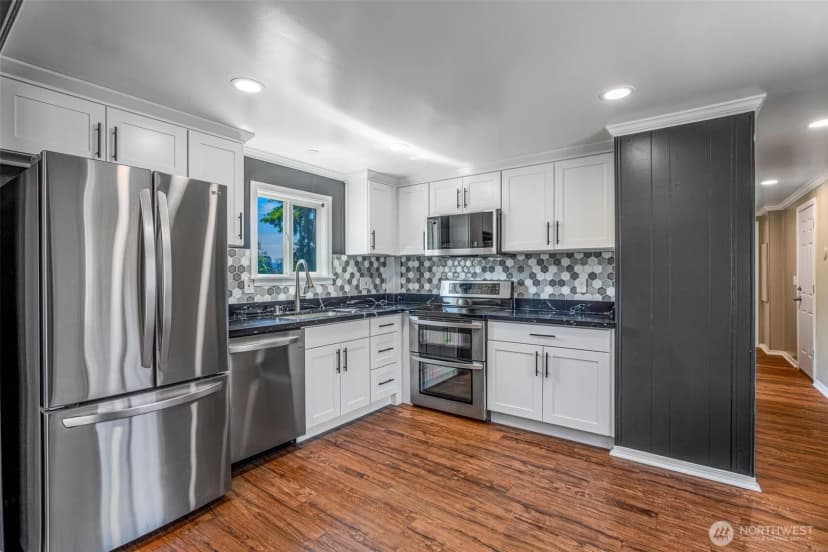 Property photo for 314 Avenue J #20, Snohomish photo 9
