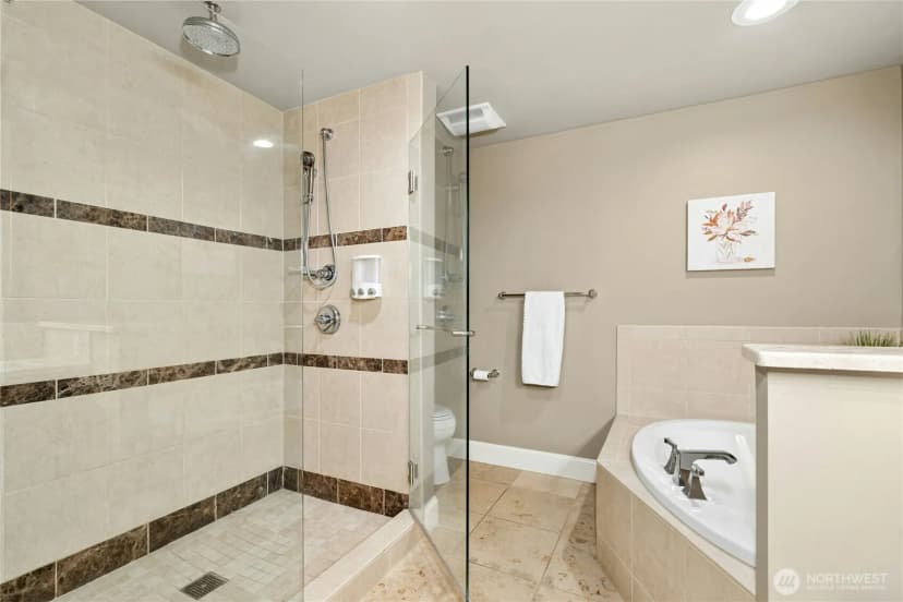 Property photo for 5404 Lake Washington Boulevard Ne #b, Kirkland photo 25