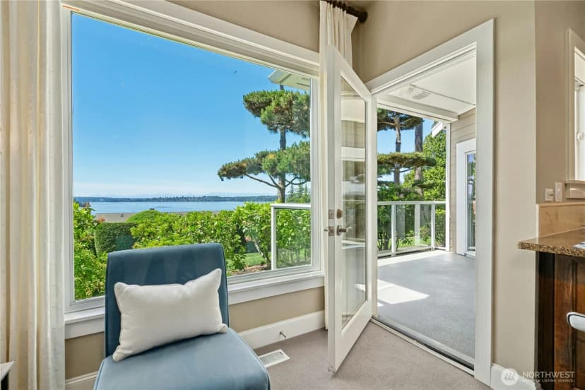 Property photo for 5404 Lake Washington Boulevard Ne #b, Kirkland photo 10
