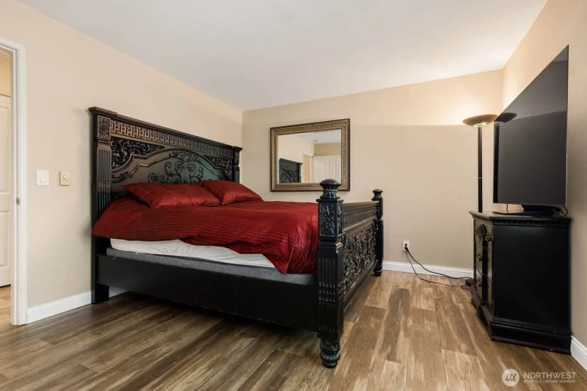 Property photo for 710 240th Way Se #g302, Sammamish photo 16