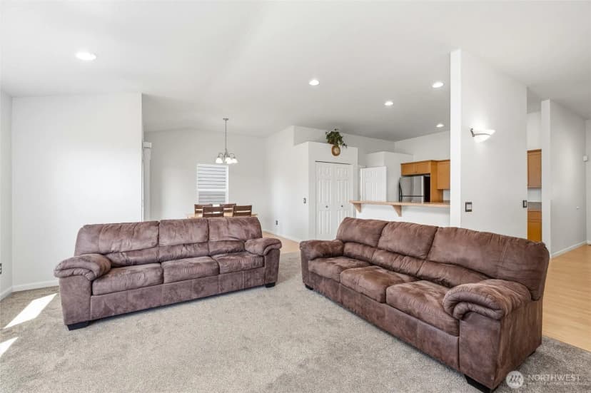 Property photo for 7947 E Golf Course Drive, Blaine photo 8