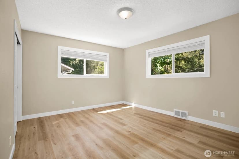 Property photo for 37110 5th Ave Sw, Federal Way photo 32