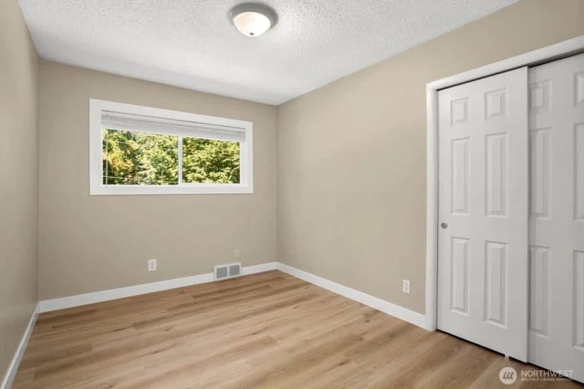 Property photo for 37110 5th Ave Sw, Federal Way photo 34