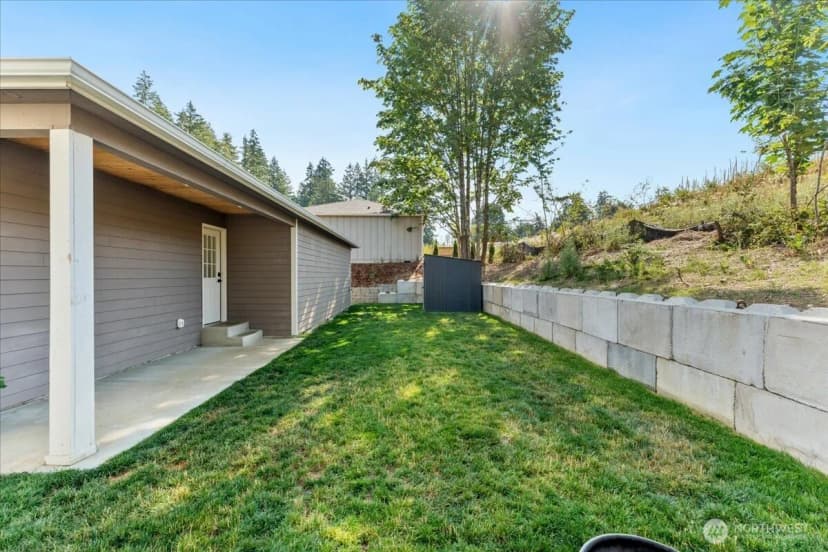 Property photo for 429 Chestnut Street, Shelton photo 31