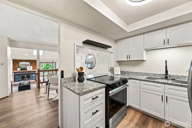 Property photo for 1314 Evergreen Park Sw #w, Olympia photo 5