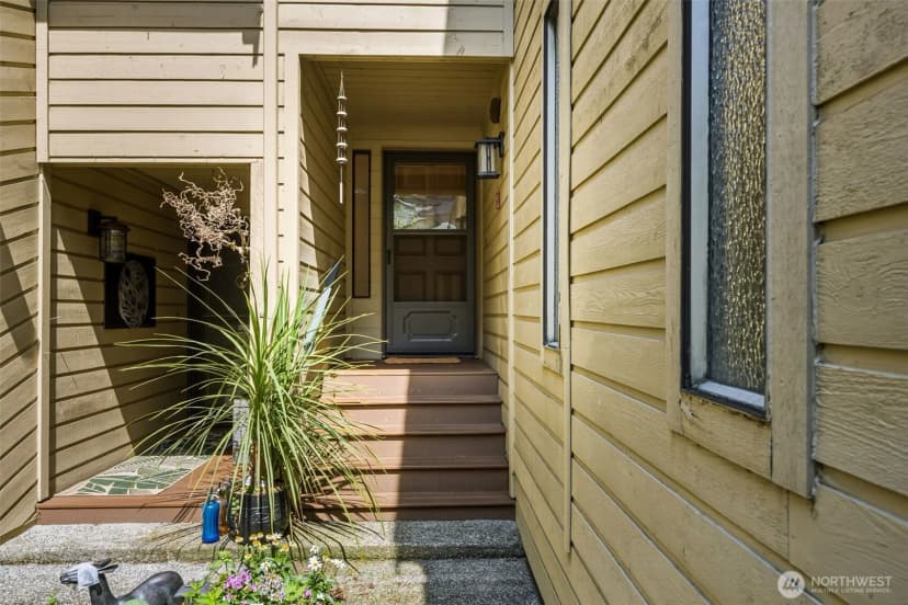 Property photo for 1314 Evergreen Park Sw #w, Olympia photo 2
