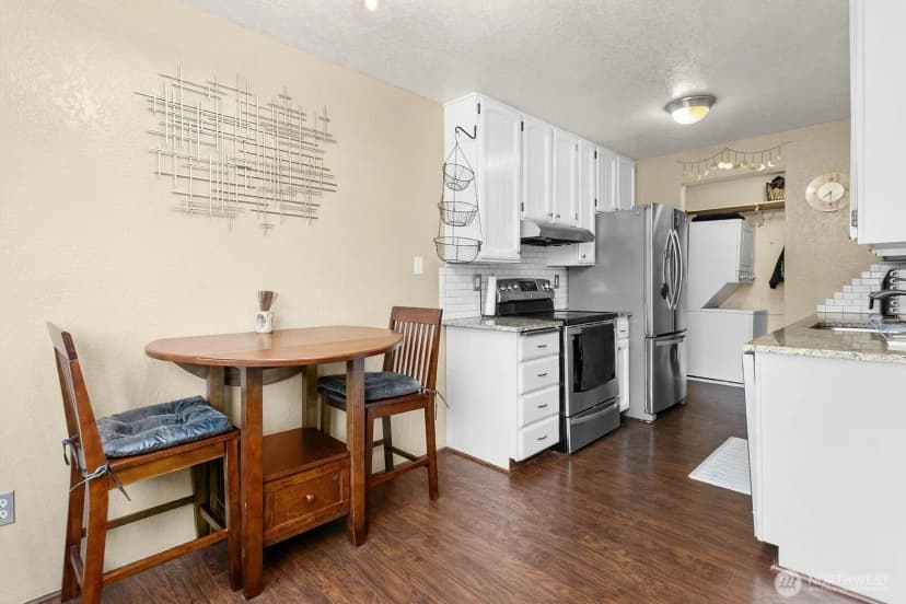Property photo for 2031 Nw 59th Street #101, Seattle photo 15