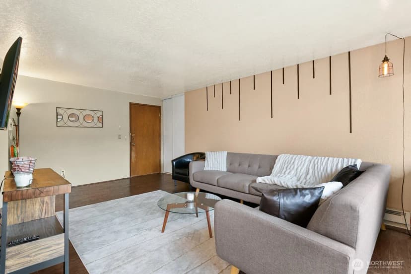 Property photo for 2031 Nw 59th Street #101, Seattle photo 9