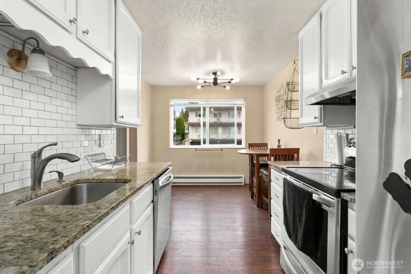 Property photo for 2031 Nw 59th Street #101, Seattle photo 13