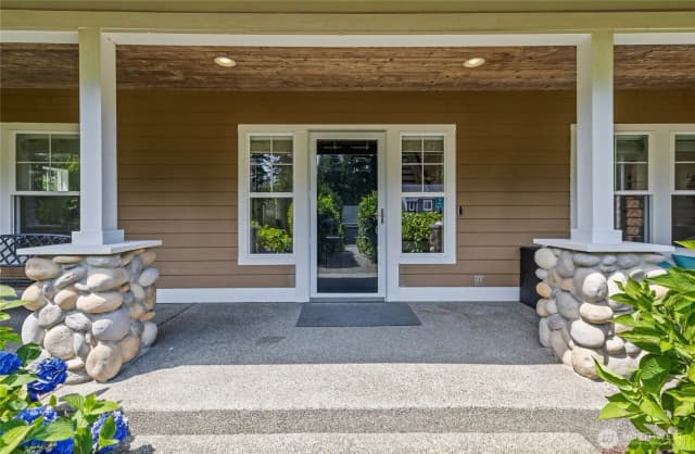 Property photo for 6304 109th Street Nw, Gig Harbor photo 4