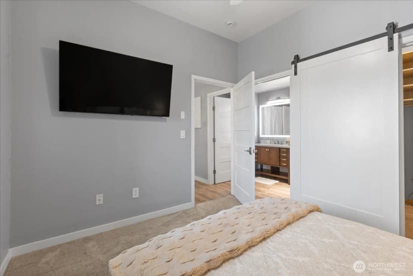 Property photo for 16125 Juanita Woodinville Way Ne #403, Bothell photo 15