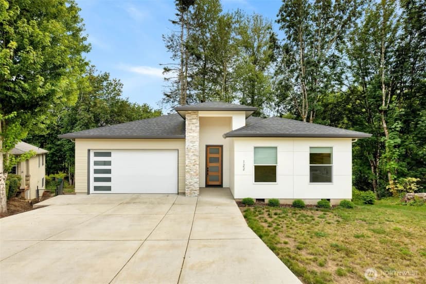 Property photo for 122 Surfview Drive, Kelso