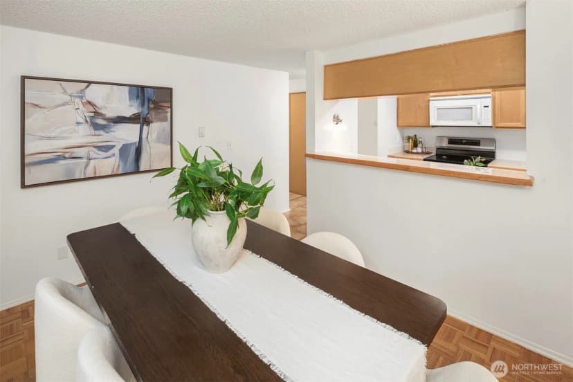 Property photo for 3400 25th Avenue W #201, Seattle photo 15
