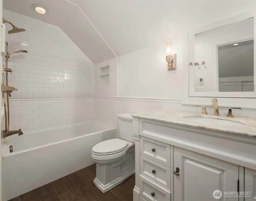 Property photo for 1060 Spruce Street, Edmonds photo 23