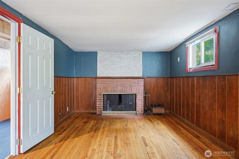Property photo for 9002 2nd Avenue Ne, Seattle photo 28