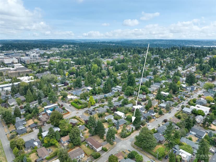 Property photo for 9002 2nd Avenue Ne, Seattle photo 34