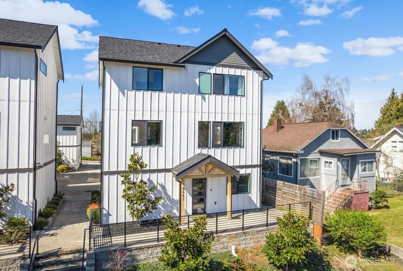 Property photo for 8451 18th Avenue Sw, Seattle photo 2