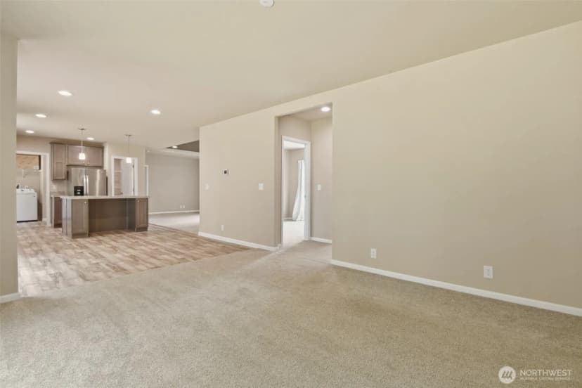 Property photo for 27129 Lake Riley, Arlington photo 8