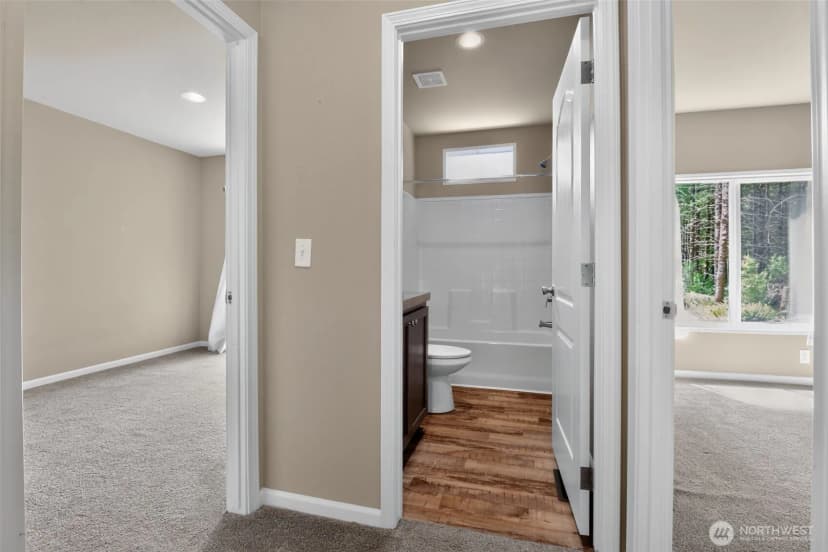 Property photo for 27129 Lake Riley, Arlington photo 30