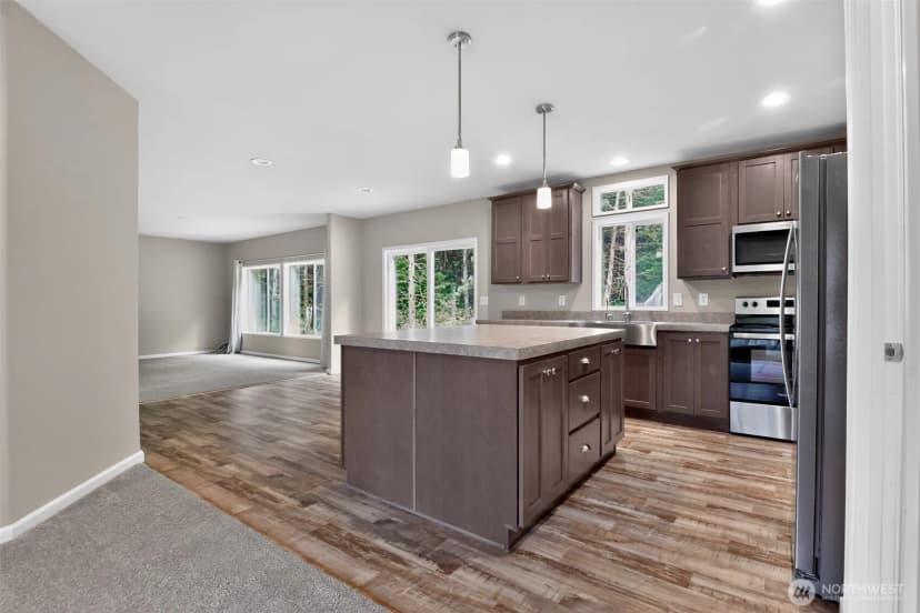 Property photo for 27129 Lake Riley, Arlington photo 11