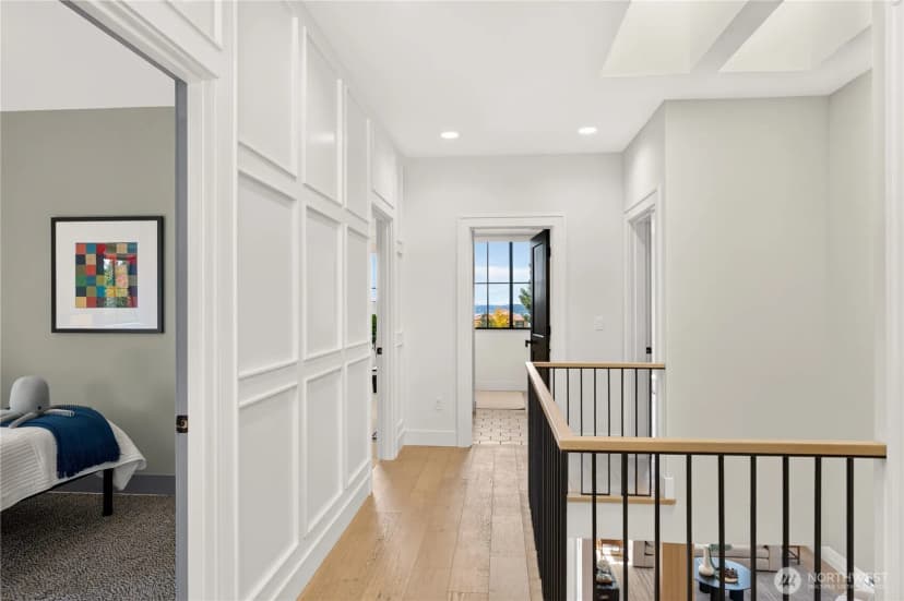 Property photo for 4021 & 4023 W Raye Street, Seattle photo 13