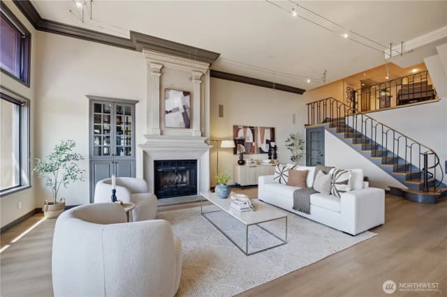 Property photo for 2021 1st Avenue #b6, Seattle photo 5