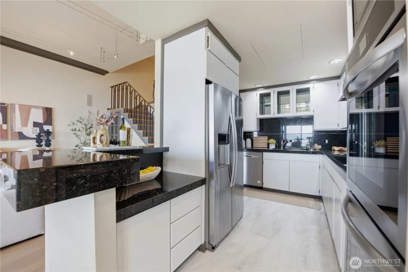 Property photo for 2021 1st Avenue #b6, Seattle photo 13