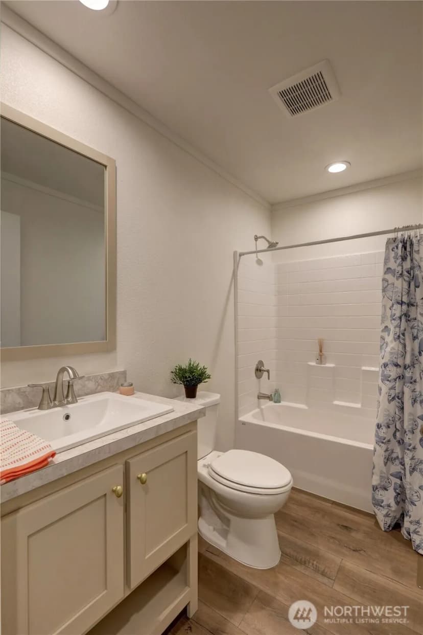 Property photo for 70 E Panorama Drive, Shelton photo 10