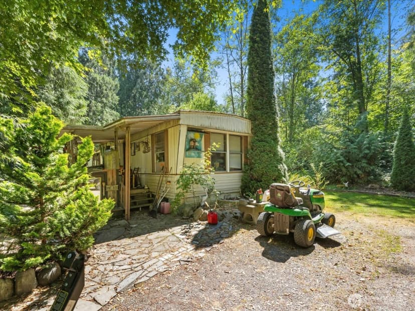 Property photo for 15727 State Route 9 Se, Snohomish photo 14