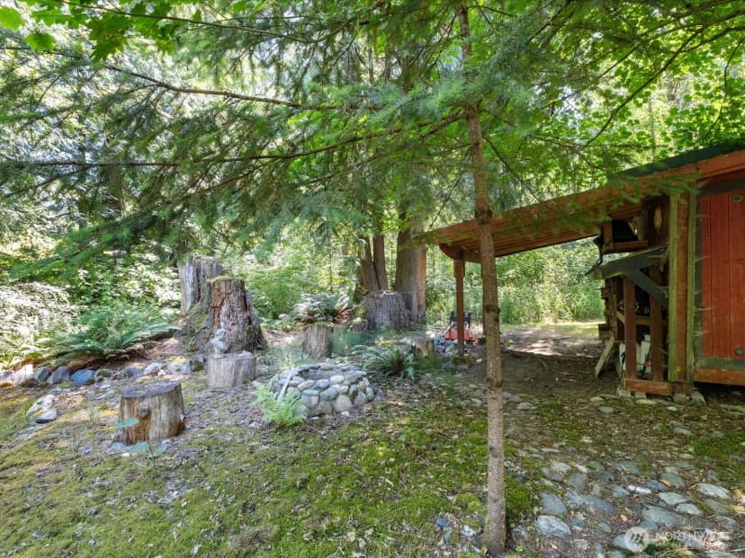 Property photo for 15727 State Route 9 Se, Snohomish photo 17